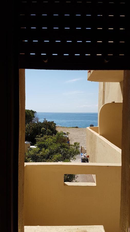 B&B Nettuno Beach Милацо Екстериор снимка